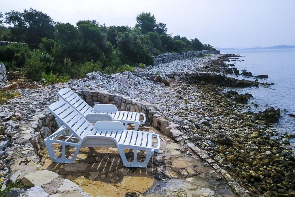 Kuca Za Odmor Obitelji Pedisic Villa Banj Exterior photo